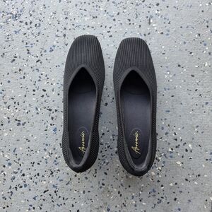 Arromic Women's Pumps